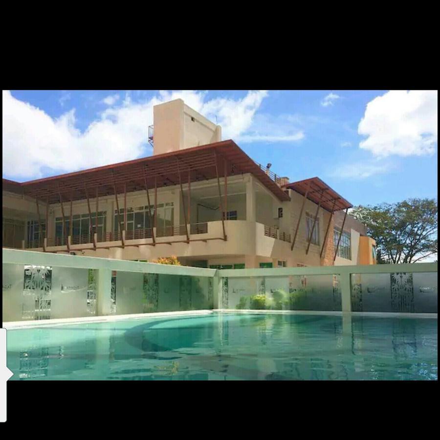 Light And Chic - Tagaytay Vacation Pad Apartment Tagaytay City ภายนอก รูปภาพ